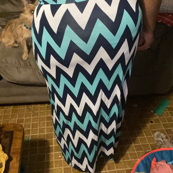 Chevron Print Maxi Skirt - Picture 1 of 2